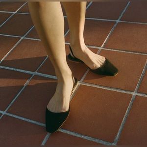 RENATA SLINGBACK -- BLACK SUEDE / size 40